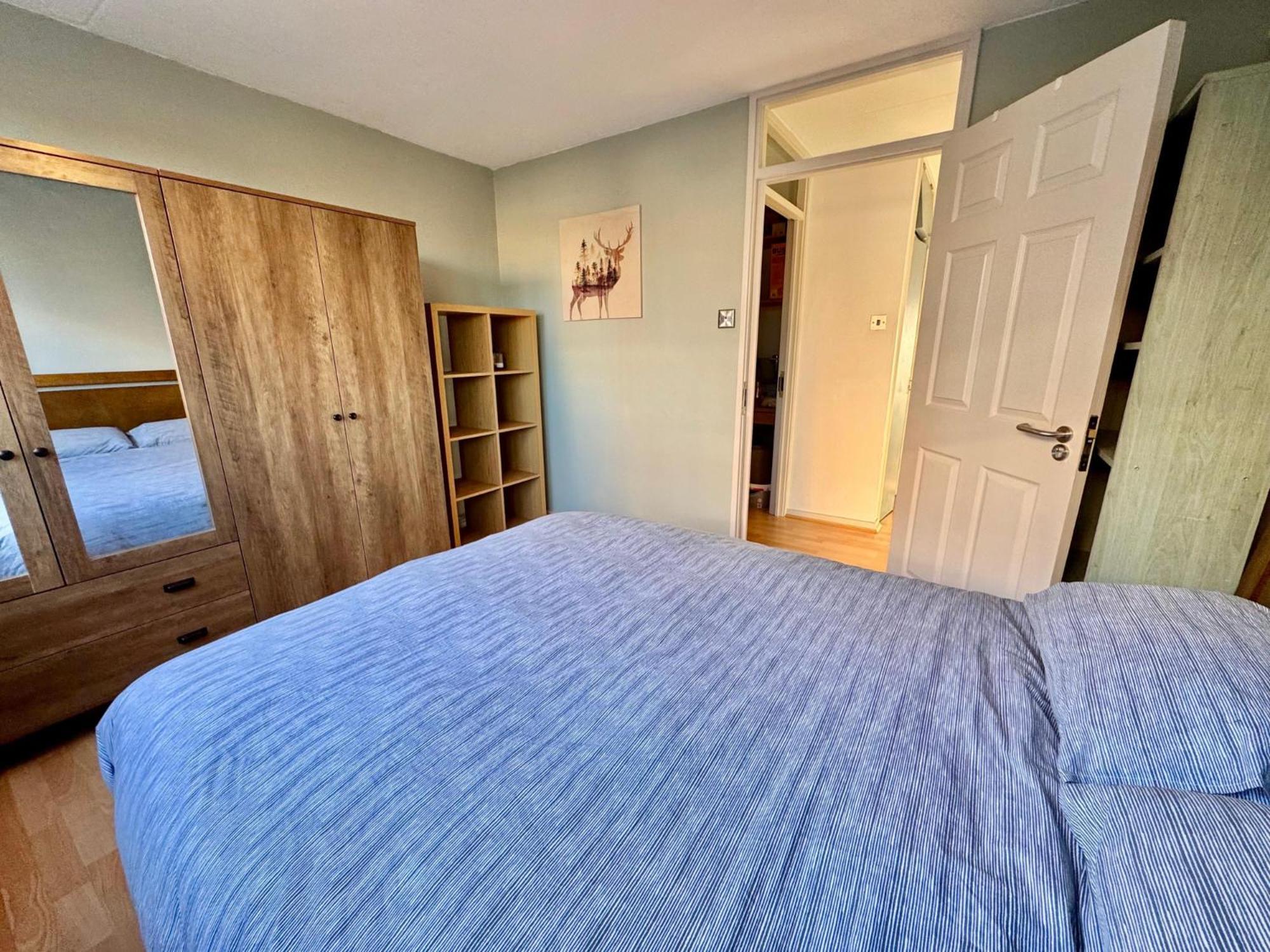 Appartamento Pass The Keys Whitechapel With Balcony Londra